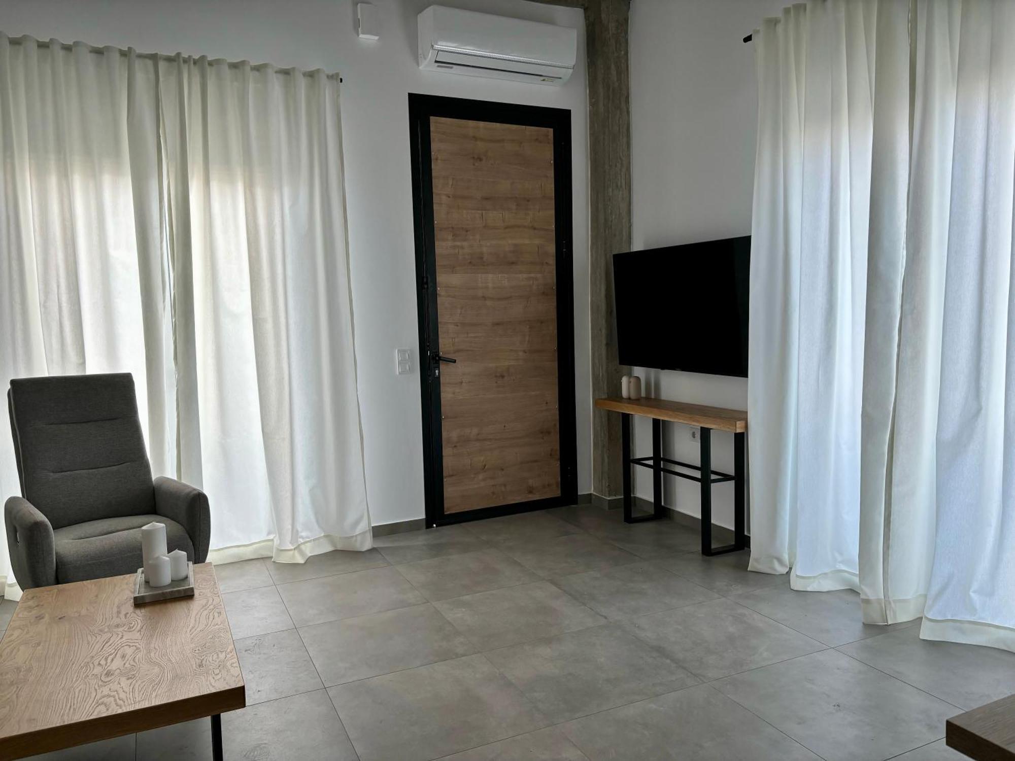Industrial Loft Comfort Living Iraklio Exteriér fotografie